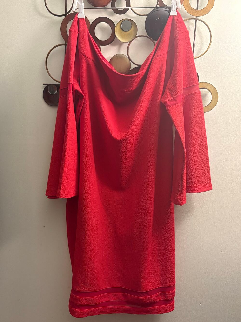 D80 Bold Elements 4x pink ish red dress